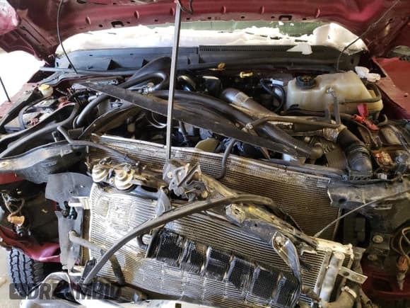 ✅ 2015 Ford F-350 Lariat • VIN: 1FT8X3BT1FEA75597 • Lot: 83015554. Wystawiony na Copart z przebiegiem 173 853 mil. Bezpłatny archiwum sprzedaży aukcyjnych z USA i szczegółowy raport historii pojazdu na DreamBid. Zdjęcie 11.