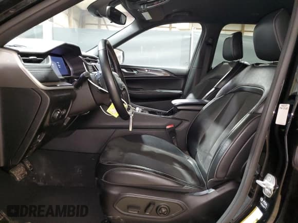 ✅ 2022 Jeep Grand Cherokee Altitude • VIN: 1C4RJJAG6N8630605 • Lot: 52071055. Listed on Copart with 67,073 mi. Free auction sales archive from the USA and detailed vehicle history report at DreamBid. Image 7.