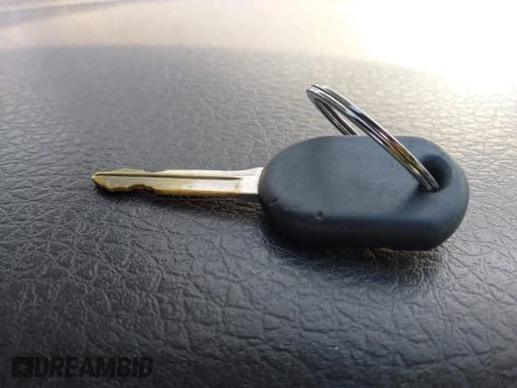 ✅ 2012 Ford F-150 XL • VIN: 1FTFX1CF7CFB26224 • Lot: 41718203. Listed on IAAI with 332,432 mi. Free auction sales archive from the USA and detailed vehicle history report at DreamBid. Image 11.