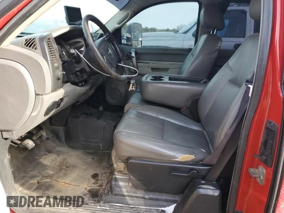 ✅ 2013 GMC Sierra 2500HD • VIN: 1GD22ZCG5DZ209733 • Лот: 42130265. Опубликован ранее на Copart с пробегом 102 095 миль. Бесплатный доступ к архиву аукционных продаж из США и подробный отчёт об истории автомобиля на DreamBid. Изображение 7.