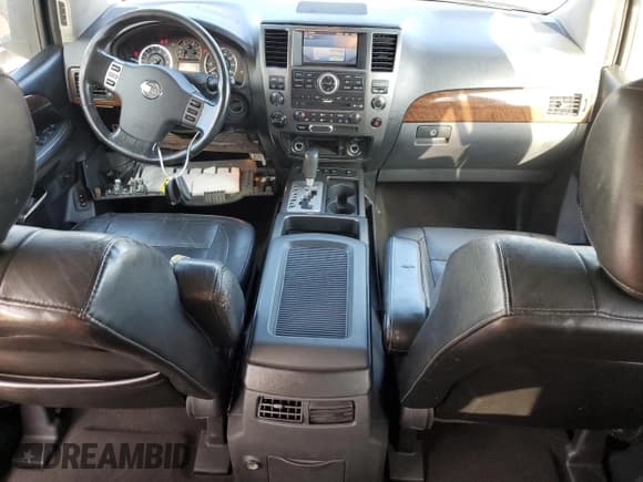 ✅ 2010 Nissan Armada Platinum • VIN: 5N1AA0NE5AN620056 • Lot: 82616095. Wystawiony na Copart z przebiegiem 282 768 mil. Bezpłatny archiwum sprzedaży aukcyjnych z USA i szczegółowy raport historii pojazdu na DreamBid. Zdjęcie 8.