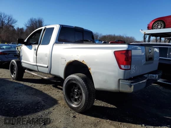 ✅ 2004 Nissan Titan LE • VIN: 1N6AA06B34N526171 • Лот: 82176104. Опубликован ранее на Copart с пробегом 103 759 миль. Бесплатный доступ к архиву аукционных продаж из США и подробный отчёт об истории автомобиля на DreamBid. Изображение 2.