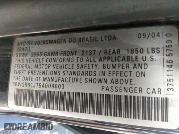 ✅ 2005 Volkswagen Golf GLS • VIN: 9BWGR61J754008603 • Lot: 40915776. Wystawiony na IAAI z przebiegiem 237 332 mil. Bezpłatny archiwum sprzedaży aukcyjnych z USA i szczegółowy raport historii pojazdu na DreamBid. Zdjęcie 9.