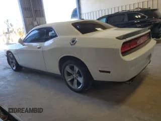 ✅ 2014 Dodge Challenger R/T 100th Anniversary Appearance • VIN: 2C3CDYBT2EH196697 • Lot: 80291114. Wystawiony na Copart z przebiegiem 129 318 mil. Bezpłatny archiwum sprzedaży aukcyjnych z USA i szczegółowy raport historii pojazdu na DreamBid. Zdjęcie 2.