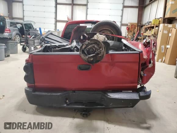 2008 Dodge Dakota z VIN 1D7HW38N38S535025, wystawiony jako Copart lot #77204754 z przebiegiem 245 225 mil mil oraz Szkoda całkowita • Salvage title. Historia ofert i sprzedaży dostępna na DreamBid. Obrazek 6.