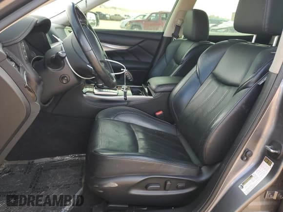 ✅ 2015 Infiniti Q70 • VIN: JN1BY1PR7FM831236 • Lot: 43852855. Listed on Copart with 63,234 mi. Free auction sales archive from the USA and detailed vehicle history report at DreamBid. Image 7.