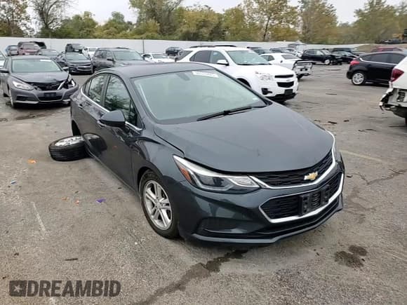 ✅ 2018 Chevrolet Cruze LT • VIN: 1G1BE5SM7J7145805 • Lot: 90533425. Listed on Copart with Not provided. Free auction sales archive from the USA and detailed vehicle history report at DreamBid. Image 13.