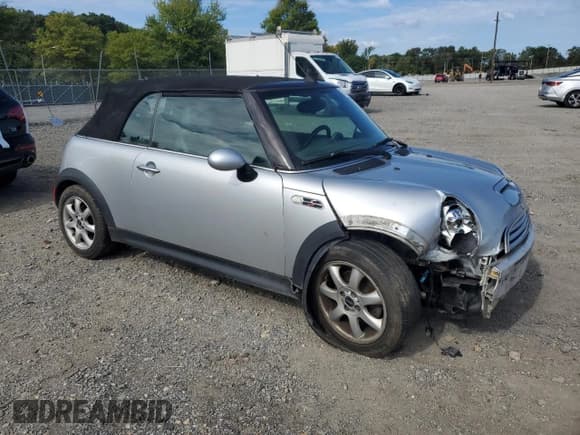 ✅ 2008 MINI Convertible S • VIN: WMWRH335X8TU81438 • Лот: 72277454. Опубликован ранее на Copart с пробегом 108 928 миль. Бесплатный доступ к архиву аукционных продаж из США и подробный отчёт об истории автомобиля на DreamBid. Изображение 4.