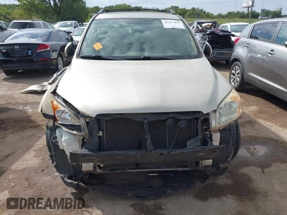 ✅ 2010 Toyota RAV4 Limited • VIN: JTMYF4DV8A5029166 • Лот: 43223438. Опубликован ранее на IAAI с пробегом 111 279 миль. Бесплатный доступ к архиву аукционных продаж из США и подробный отчёт об истории автомобиля на DreamBid. Изображение 13.