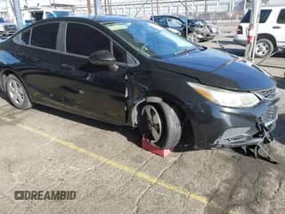 2017 Chevrolet Cruze LS with VIN 1G1BC5SM6H7231414, listed as a IAAI auction lot 43243439 with 114,050 mi miles and . Bid and sale history available at DreamBid. Image 1.