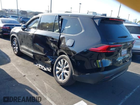 ✅ 2024 Toyota Highlander XLE • VIN: 5TDAAAB52RS003735 • Лот: 42373845. Опубликован ранее на IAAI с пробегом 12 569 миль. Бесплатный доступ к архиву аукционных продаж из США и подробный отчёт об истории автомобиля на DreamBid. Изображение 3.