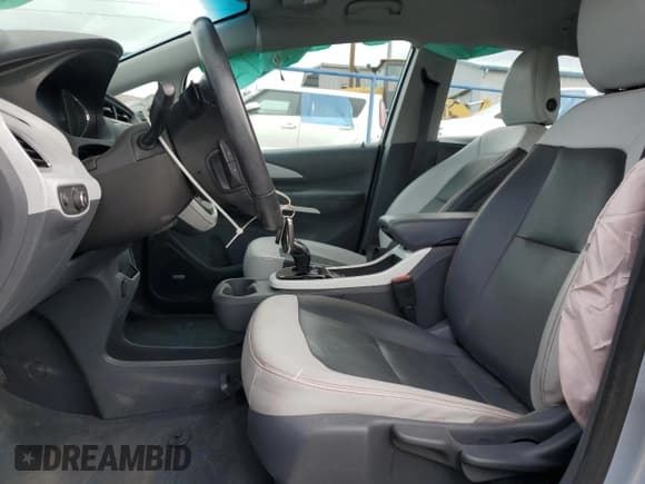 ✅ 2017 Chevrolet Bolt EV Premier • VIN: 1G1FX6S07H4189510 • Lot: 43638474. Wystawiony na Copart z przebiegiem 56 298 mil. Bezpłatny archiwum sprzedaży aukcyjnych z USA i szczegółowy raport historii pojazdu na DreamBid. Zdjęcie 7.