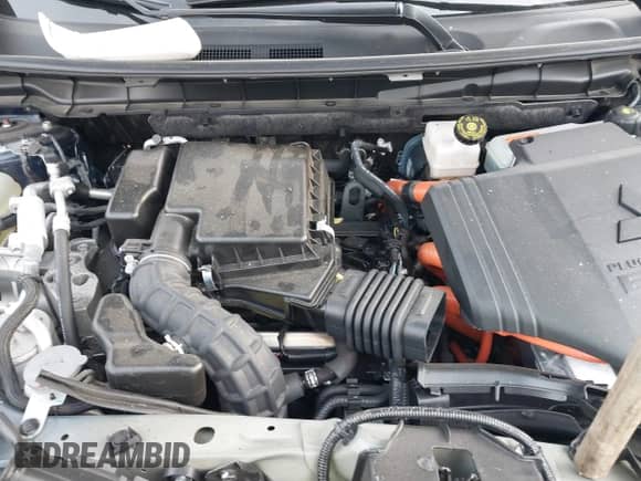 2023 Mitsubishi Outlander SE with VIN JA4T5UA9XPZ013504, listed as a IAAI auction lot 41208867 with 14,285 mi miles and . Bid and sale history available at DreamBid. Image 10.