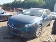 ✅ 2016 Lincoln MKT EcoBoost • VIN: 2LMHJ5AT9GBL01462 • Лот: 42957400. Опубликован ранее на IAAI с пробегом 80 337 миль. Бесплатный доступ к архиву аукционных продаж из США и подробный отчёт об истории автомобиля на DreamBid. Изображение 2.