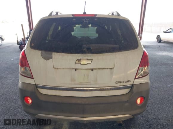 ✅ 2012 Chevrolet Captiva Sport LS • VIN: 3GNAL2EK5CS578794 • Lot: 43220709. Wystawiony na IAAI z przebiegiem 182 330 mil. Bezpłatny archiwum sprzedaży aukcyjnych z USA i szczegółowy raport historii pojazdu na DreamBid. Zdjęcie 6.