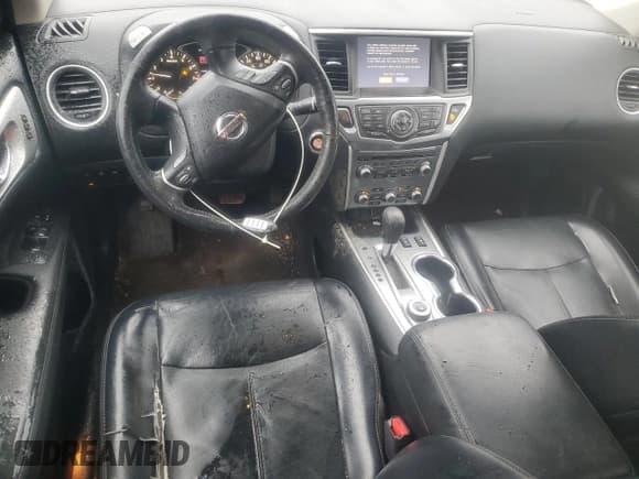 ✅ 2019 Nissan Pathfinder S • VIN: 5N1DR2MM3KC630740 • Lot: 85957735. Listed on Copart with 170,492 mi. Free auction sales archive from the USA and detailed vehicle history report at DreamBid. Image 8.