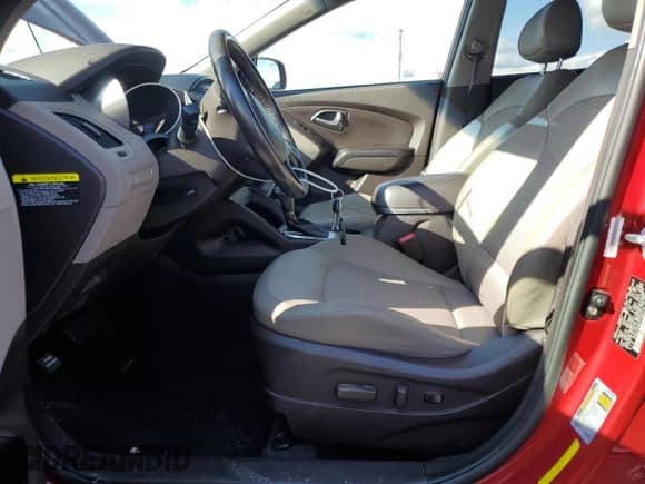 ✅ 2015 Hyundai Tucson SE • VIN: KM8JU3AG2FU999191 • Lot: 74535884. Listed on Copart with Not provided miles. Access the free auction sales archive from the USA and view a detailed vehicle history report at DreamBid. Image 7.