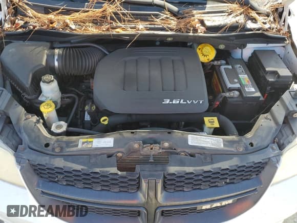 ✅ 2014 Ram Cargo Van Tradesman • VIN: 2C4JRGAGXER352966 • Lot: 91957025. Listed on Copart with 155,180 mi. Free auction sales archive from the USA and detailed vehicle history report at DreamBid. Image 12.