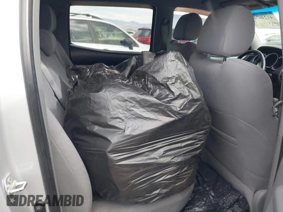 ✅ 2008 Toyota Tacoma • VIN: 5TELU42N28Z577464 • Lot: 41240748. Listed on IAAI with Not provided. Free auction sales archive from the USA and detailed vehicle history report at DreamBid. Image 8.