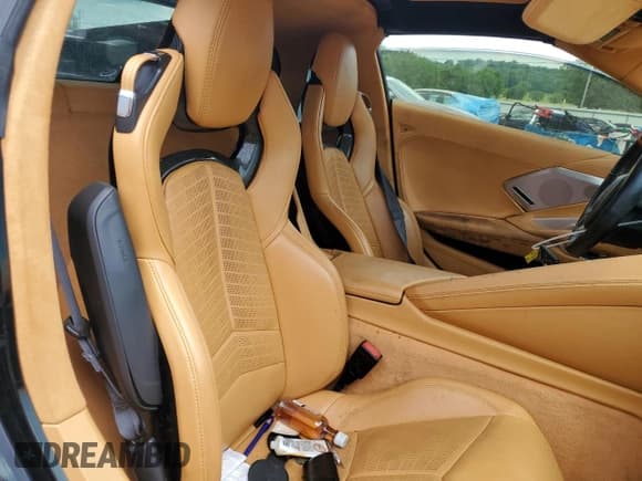 ✅ 2021 Chevrolet Corvette 3LT • VIN: 1G1YC2D46M5110636 • Lot: 62863555. Listed on Copart with 31,773 mi. Free auction sales archive from the USA and detailed vehicle history report at DreamBid. Image 10.