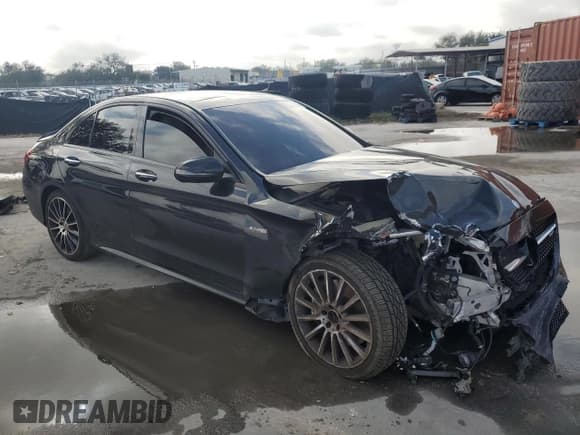 ✅ 2017 Mercedes-Benz C 43 AMG • VIN: 55SWF6EB7HU188565 • Lot: 87072524. Wystawiony na Copart z przebiegiem Nie podano. Bezpłatny archiwum sprzedaży aukcyjnych z USA i szczegółowy raport historii pojazdu na DreamBid. Zdjęcie 4.