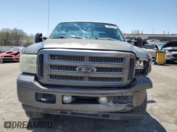 ✅ 2005 Ford F-250 XL • VIN: 1FTSX21Y65ED05369 • Lot: 59865625. Listed on Copart with 100,094 mi. Free auction sales archive from the USA and detailed vehicle history report at DreamBid. Image 5.