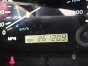 ✅ 2001 Lexus LX 470 • VIN: JTJHT00W313502710 • Lot: 42003532. Wystawiony na IAAI z przebiegiem 261 209 mil. Bezpłatny archiwum sprzedaży aukcyjnych z USA i szczegółowy raport historii pojazdu na DreamBid. Zdjęcie 15.