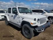 ✅ 2023 Jeep Wrangler Sahara • VIN: 1C4JJXP67PW517033 • Lot: 69635425. Wystawiony na Copart z przebiegiem 51 879 mil. Bezpłatny archiwum sprzedaży aukcyjnych z USA i szczegółowy raport historii pojazdu na DreamBid. Zdjęcie 4.
