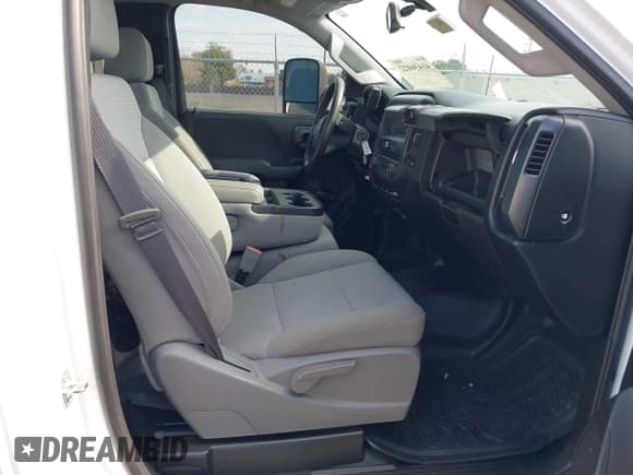 ✅ 2017 Chevrolet Silverado 2500HD Work Truck • VIN: 1GB0CUEG4HZ274141 • Лот: 41436022. Опубликован ранее на IAAI с пробегом 110 774 миль. Бесплатный доступ к архиву аукционных продаж из США и подробный отчёт об истории автомобиля на DreamBid. Изображение 5.