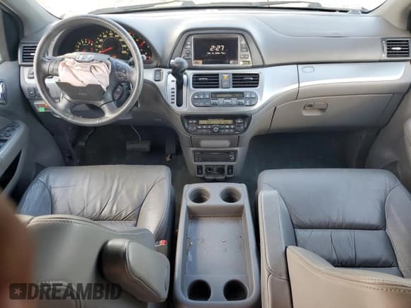 ✅ 2008 Honda Odyssey Touring • VIN: 5FNRL38988B039550 • Lot: 85102165. Listed on Copart with 108,056 mi. Free auction sales archive from the USA and detailed vehicle history report at DreamBid. Image 8.