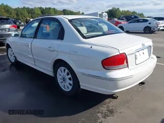 ✅ 2003 Hyundai Sonata GLS • VIN: KMHWF35H23A910221 • Lot: 43425142. Listed on IAAI with 123,399 mi. Free auction sales archive from the USA and detailed vehicle history report at DreamBid. Image 3.