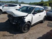 ✅ 2019 Nissan Kicks S • VIN: 3N1CP5CUXKL536709 • Lot: 43109840. Wystawiony na IAAI z przebiegiem 85 647 mil. Bezpłatny archiwum sprzedaży aukcyjnych z USA i szczegółowy raport historii pojazdu na DreamBid. Zdjęcie 17.