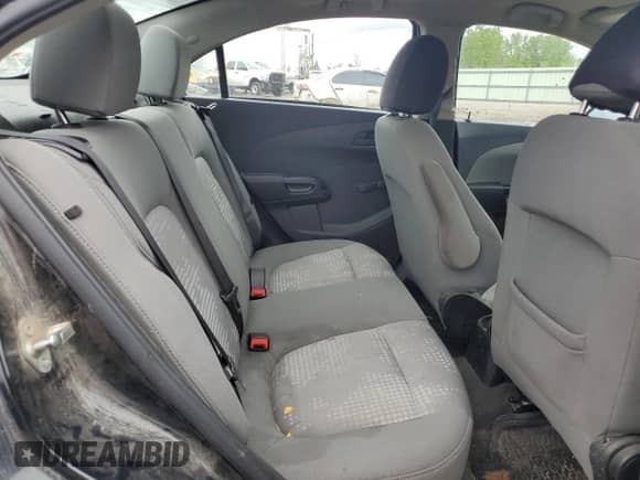 2020 Chevrolet Sonic LS с VIN 1G1JB5SB3L4122240, выставлен на аукционе Copart как лот 58172845 с пробегом 102 858 миль миль и На запчасти • Non repairable. История ставок и продаж доступна на DreamBid. Изображение 10.