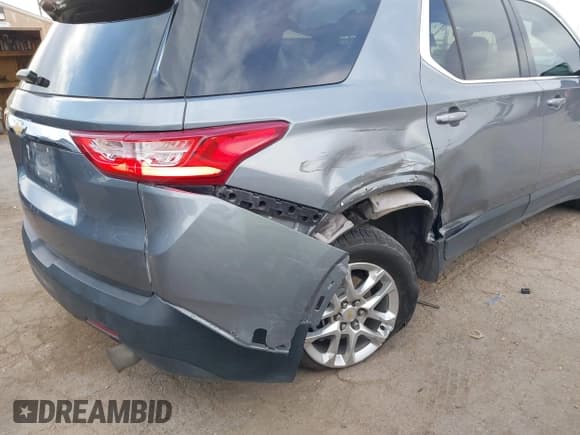 ✅ 2021 Chevrolet Traverse LS • VIN: 1GNERFKW2MJ201129 • Lot: 41769338. Listed on IAAI with 89,807 mi. Free auction sales archive from the USA and detailed vehicle history report at DreamBid. Image 6.