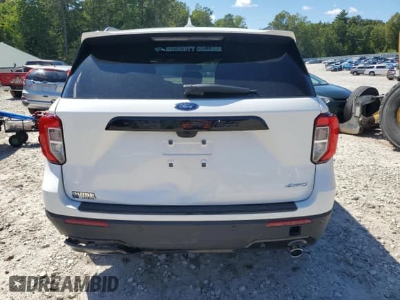 ✅ 2023 Ford Explorer ST-Line • VIN: 1FMSK8KHXPGA52379 • Lot: 70019755. Wystawiony na Copart z przebiegiem 23 384 mil. Bezpłatny archiwum sprzedaży aukcyjnych z USA i szczegółowy raport historii pojazdu na DreamBid. Zdjęcie 6.