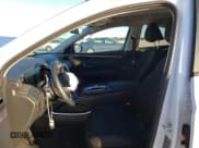 ✅ 2022 Hyundai Tucson SEL Convenience • VIN: KM8JFCA16NU016517 • Lot: 71928902. Wystawiony na Copart z przebiegiem 21 453 mil. Bezpłatny archiwum sprzedaży aukcyjnych z USA i szczegółowy raport historii pojazdu na DreamBid. Zdjęcie 7.