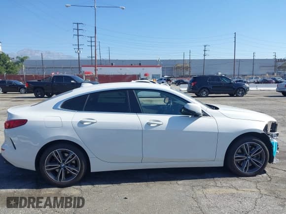 ✅ 2021 BMW 2 Series 228i • VIN: WBA53AK07M7H90359 • Lot: 42481336. Wystawiony na IAAI z przebiegiem 53 852 mil. Bezpłatny archiwum sprzedaży aukcyjnych z USA i szczegółowy raport historii pojazdu na DreamBid. Zdjęcie 14.