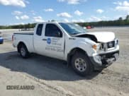 ✅ 2018 Nissan Frontier SV • VIN: 1N6BD0CT3JN758287 • Лот: 52942895. Опубликован ранее на Copart с пробегом 108 043 миль. Бесплатный доступ к архиву аукционных продаж из США и подробный отчёт об истории автомобиля на DreamBid. Изображение 4.