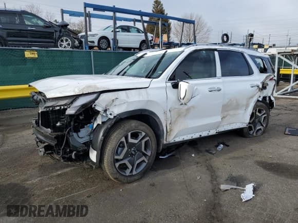✅ 2025 Hyundai Palisade Limited • VIN: KM8R5DGE7SU841080 • Лот: 51776035. Опубликован ранее на Copart с пробегом 979 миль. Бесплатный доступ к архиву аукционных продаж из США и подробный отчёт об истории автомобиля на DreamBid. Изображение 1.