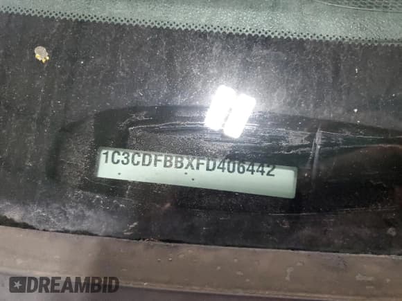 ✅ 2015 Dodge Dart SXT • VIN: 1C3CDFBBXFD406442 • Lot: 70714145. Wystawiony na Copart z przebiegiem 87 434 mil. Bezpłatny archiwum sprzedaży aukcyjnych z USA i szczegółowy raport historii pojazdu na DreamBid. Zdjęcie 12.