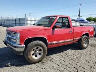 1994 Chevrolet Silverado 1500 z VIN 1GCEK14K0RZ237744, wystawiony jako Copart lot #69388535 z przebiegiem 155 201 mil mil oraz Szkoda całkowita • Salvage title. Historia ofert i sprzedaży dostępna na DreamBid. Obrazek 1.
