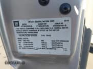 ✅ 2005 Chevrolet Silverado 2500HD Work Truck • VIN: 1GCHK23235F814332 • Lot: 43574421. Wystawiony na IAAI z przebiegiem 196 560 mil. Bezpłatny archiwum sprzedaży aukcyjnych z USA i szczegółowy raport historii pojazdu na DreamBid. Zdjęcie 9.