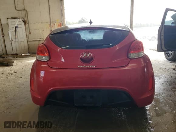 ✅ 2013 Hyundai Veloster w/Black Int • VIN: KMHTC6AD2DU116917 • Lot: 85534785. Listed on Copart with 110,550 mi. Free auction sales archive from the USA and detailed vehicle history report at DreamBid. Image 6.