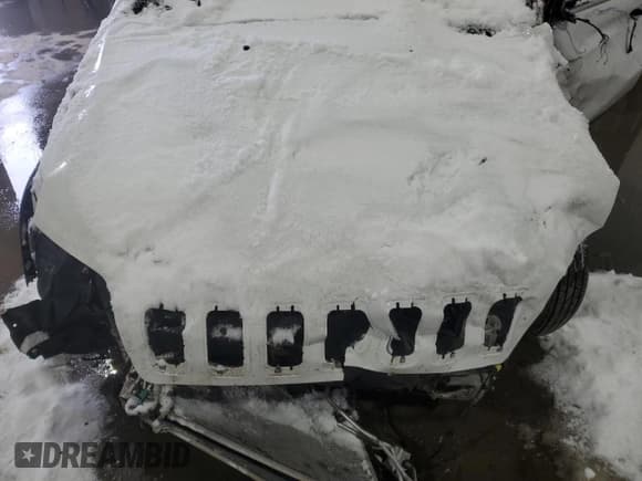 ✅ 2020 Jeep Cherokee Lux • VIN: 1C4PJMLXXLD502183 • Lot: 88770975. Listed on Copart with Not provided. Free auction sales archive from the USA and detailed vehicle history report at DreamBid. Image 12.