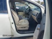 ✅ 2008 Lincoln MKX • VIN: 2LMDU88C68BJ15599 • Lot: 43483155. Listed on IAAI with 242,225 mi. Free auction sales archive from the USA and detailed vehicle history report at DreamBid. Image 5.