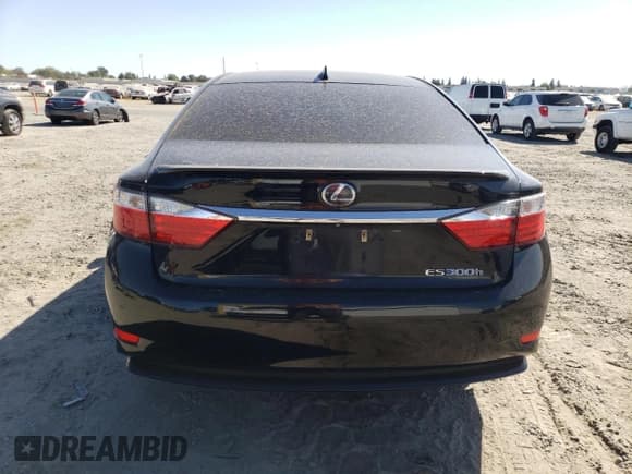 ✅ 2015 Lexus ES 300h • VIN: JTHBW1GG4F2083394 • Lot: 81637055. Wystawiony na Copart z przebiegiem Nie podano. Bezpłatny archiwum sprzedaży aukcyjnych z USA i szczegółowy raport historii pojazdu na DreamBid. Zdjęcie 6.