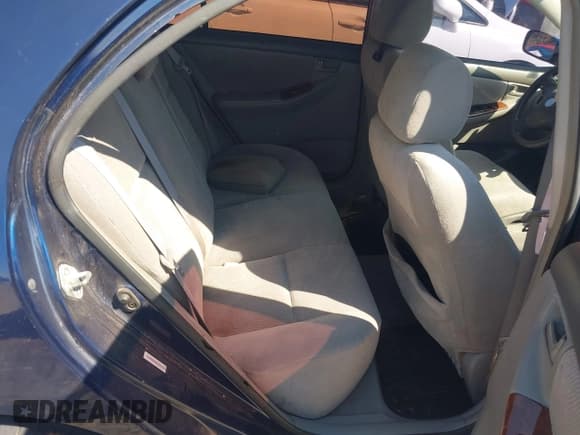 ✅ 2006 Toyota Corolla CE • VIN: 1NXBR32E26Z703721 • Lot: 43447556. Listed on IAAI with 299,999 mi. Free auction sales archive from the USA and detailed vehicle history report at DreamBid. Image 8.