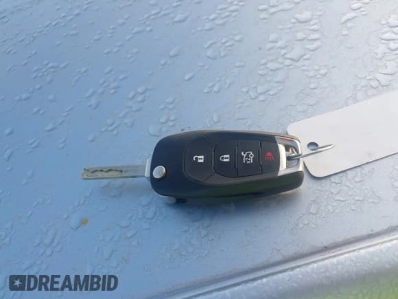 ✅ 2018 Chevrolet Cruze LS • VIN: 1G1BC5SM9J7124816 • Лот: 41618050. Опубликован ранее на IAAI с пробегом 159 664 миль. Бесплатный доступ к архиву аукционных продаж из США и подробный отчёт об истории автомобиля на DreamBid. Изображение 11.