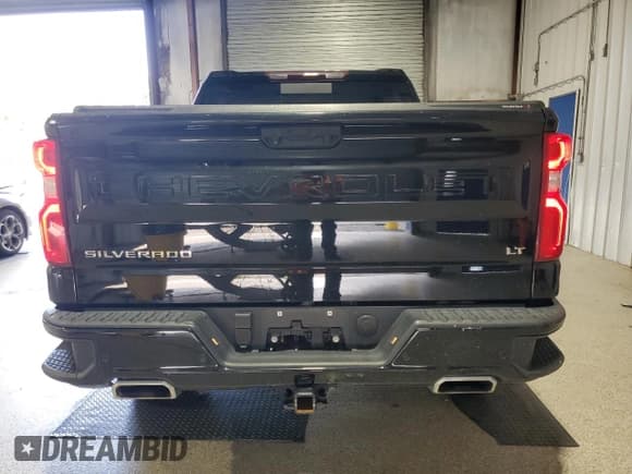 ✅ 2022 Chevrolet Silverado 1500 LT Trail Boss • VIN: 3GCUDFED8NG680074 • Lot: 71748355. Wystawiony na Copart z przebiegiem 35 803 mil. Bezpłatny archiwum sprzedaży aukcyjnych z USA i szczegółowy raport historii pojazdu na DreamBid. Zdjęcie 6.