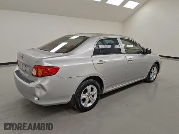 ✅ 2010 Toyota Corolla LE • VIN: 1NXBU4EE6AZ322222 • Lot: 91741835. Listed on Copart with 117,786 mi. Free auction sales archive from the USA and detailed vehicle history report at DreamBid. Image 3.